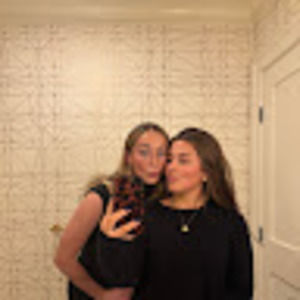 Meet your Posher, Casey